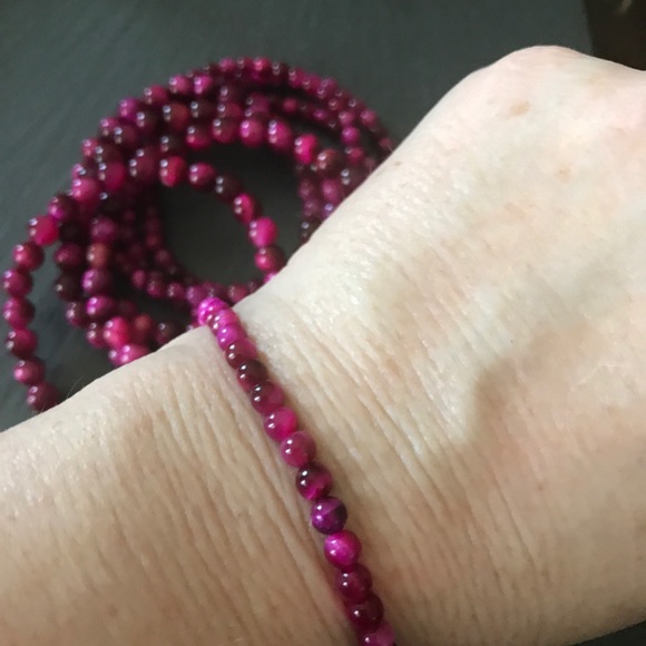 Gorgeous Cherry Tigers eye bracelets - Picture 4 of 5